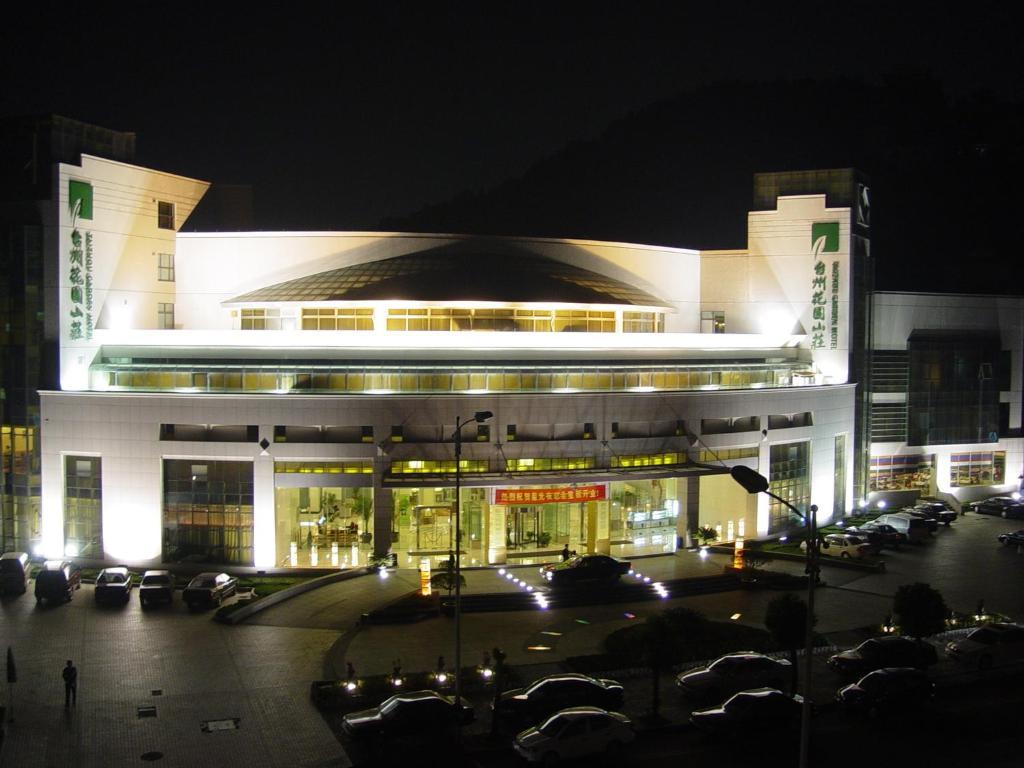 Taizhou Garden Hotel Bagian luar foto