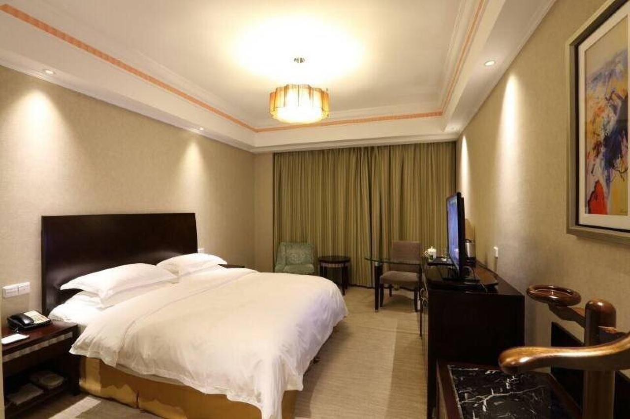 Taizhou Garden Hotel Bagian luar foto